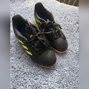 Indoor Kids Adidas Soccer Cleat
